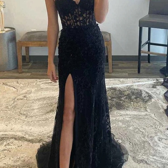 Prom Dress/Formal Dress - Picture 3 of 4